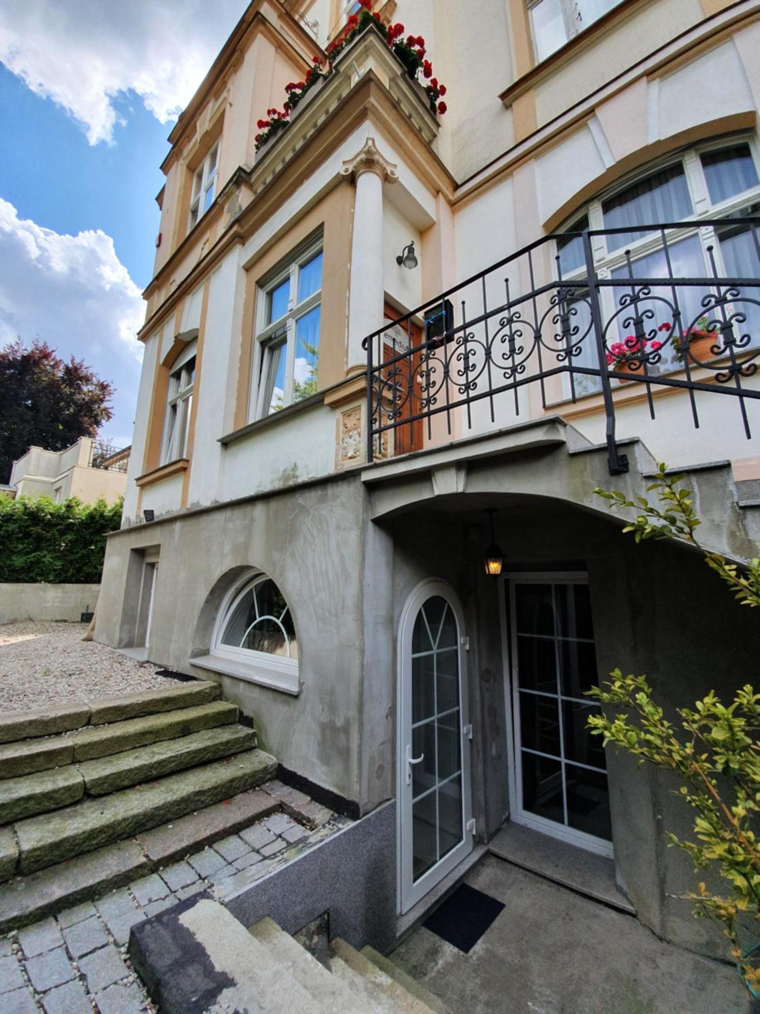 Mieszkanie Na Parterze Z Tarasem Apartament